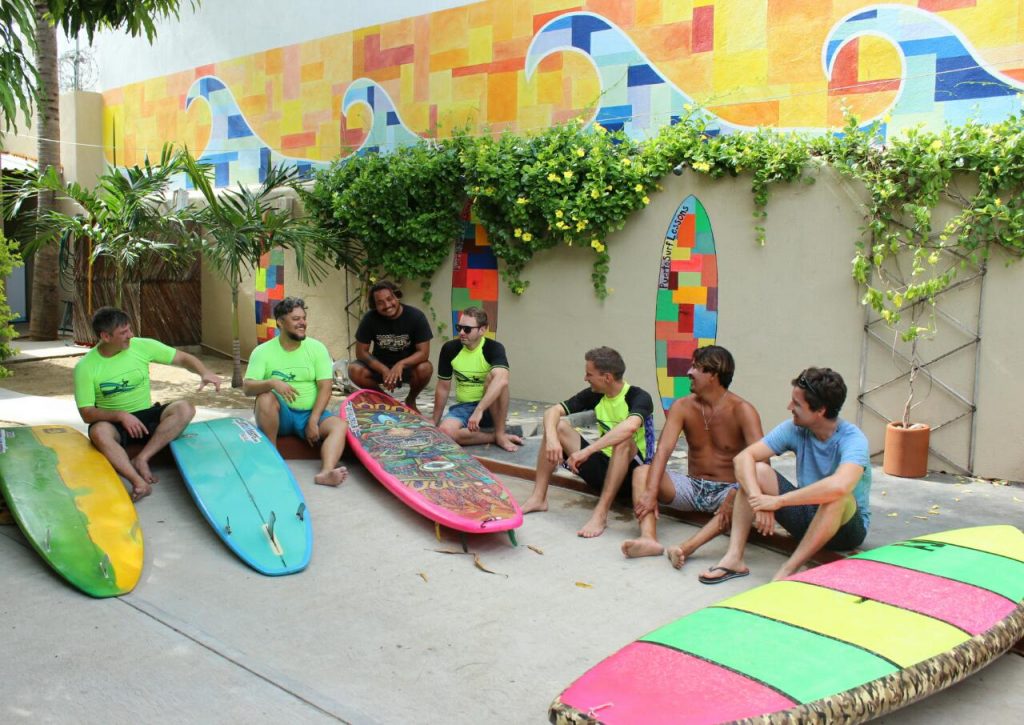 Surf Travel &amp; Friends surf skills lessons